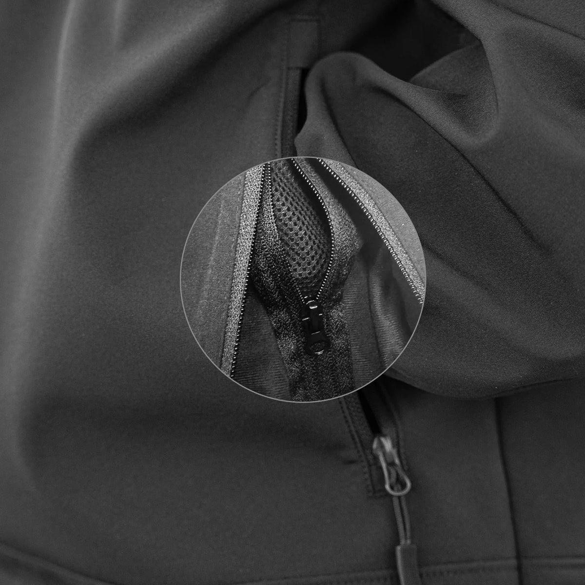 7850 THE RAIDER TACTICAL FULL ZIP SOFTSHELL JACKET